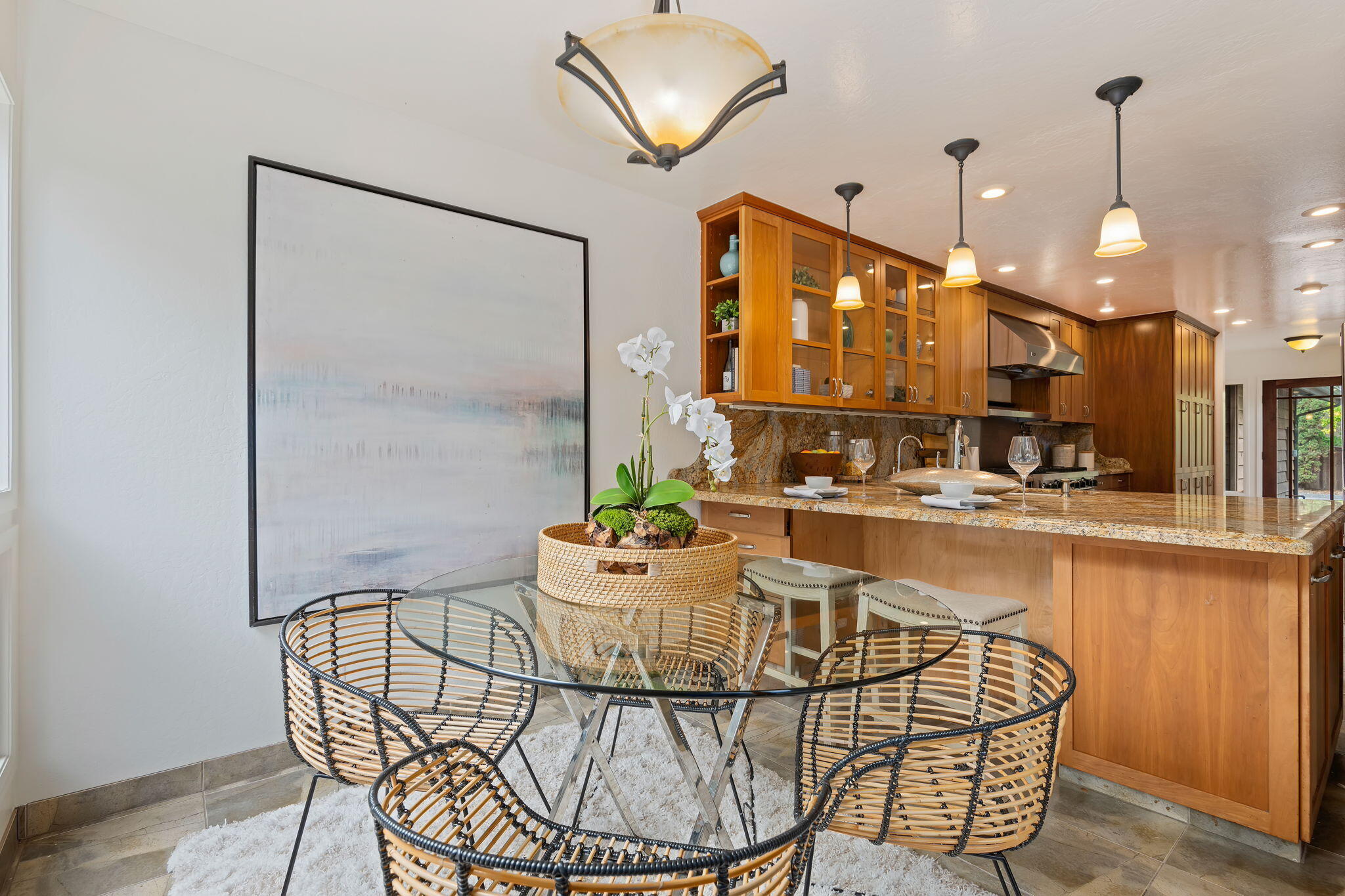 340 W Mountain Drive