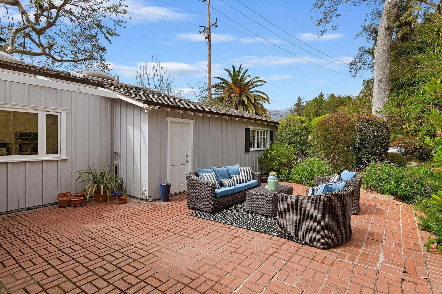 380 Sheffield Drive