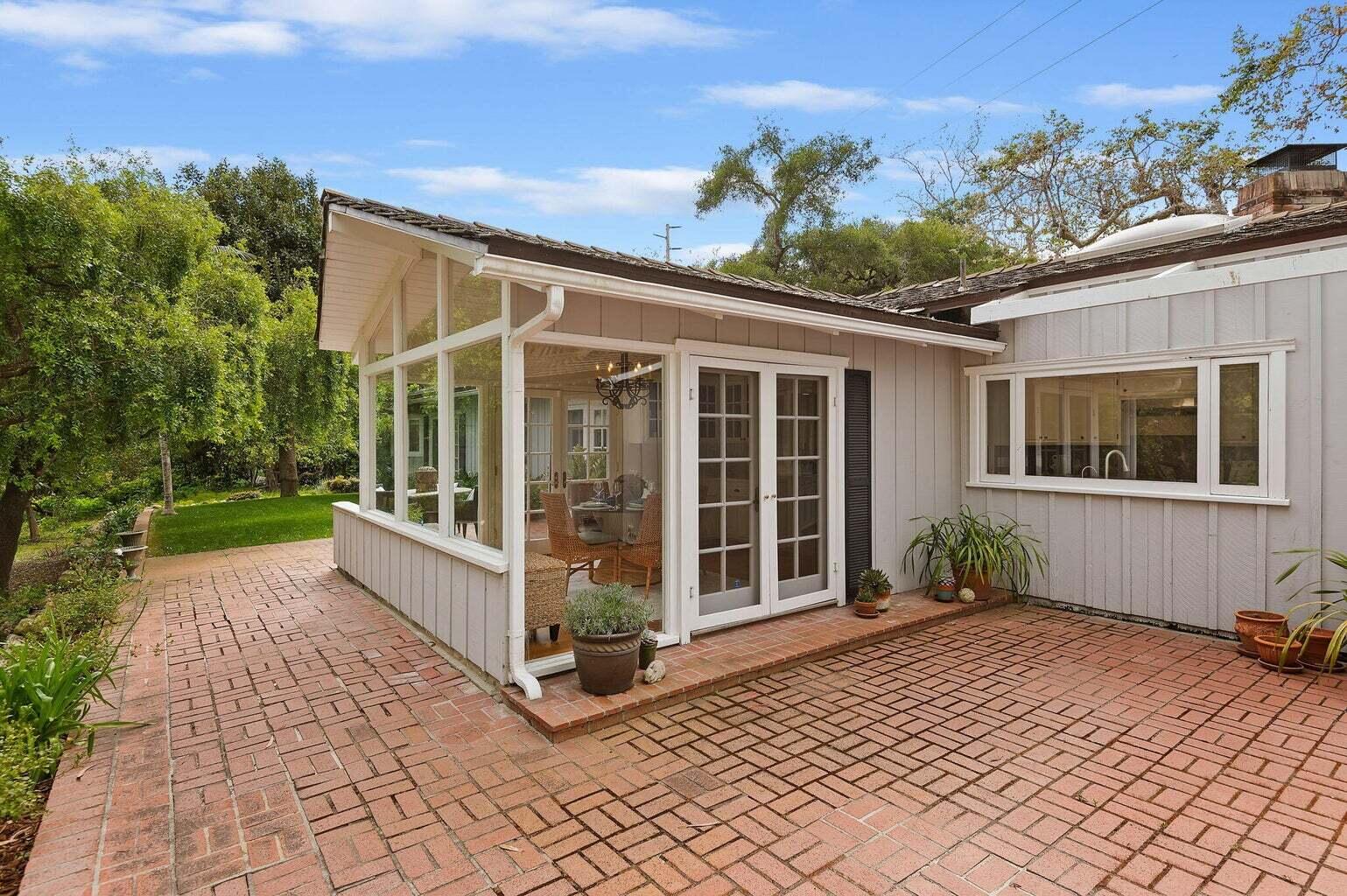 380 Sheffield Drive
