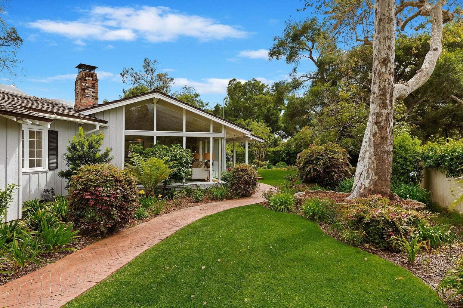 380 Sheffield Drive