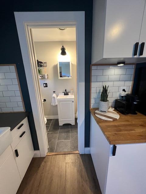 825 W Pedregosa Street Adu