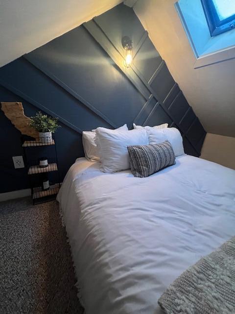 825 W Pedregosa Street Adu