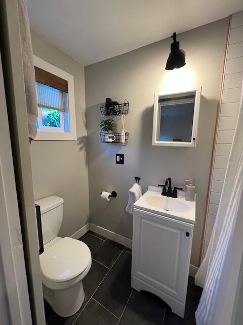 825 W Pedregosa Street Adu