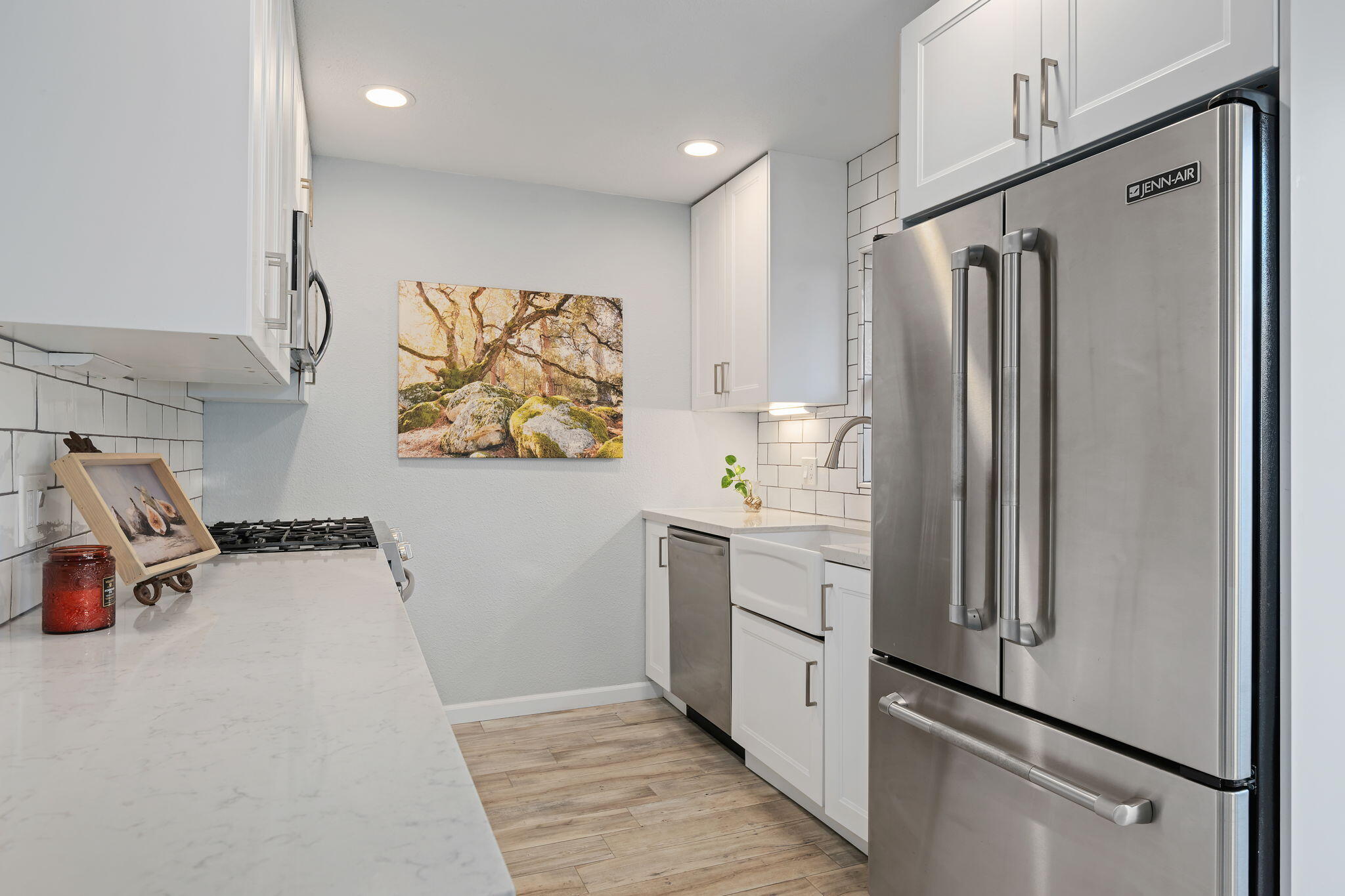 5290 Overpass Road 10
