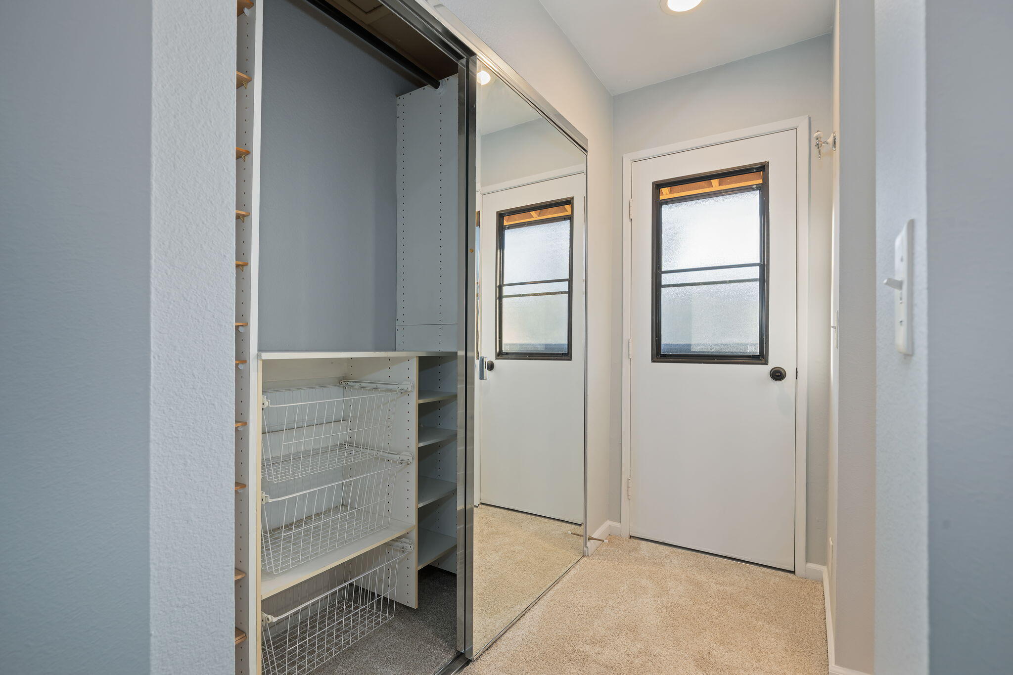 5290 Overpass Road 10