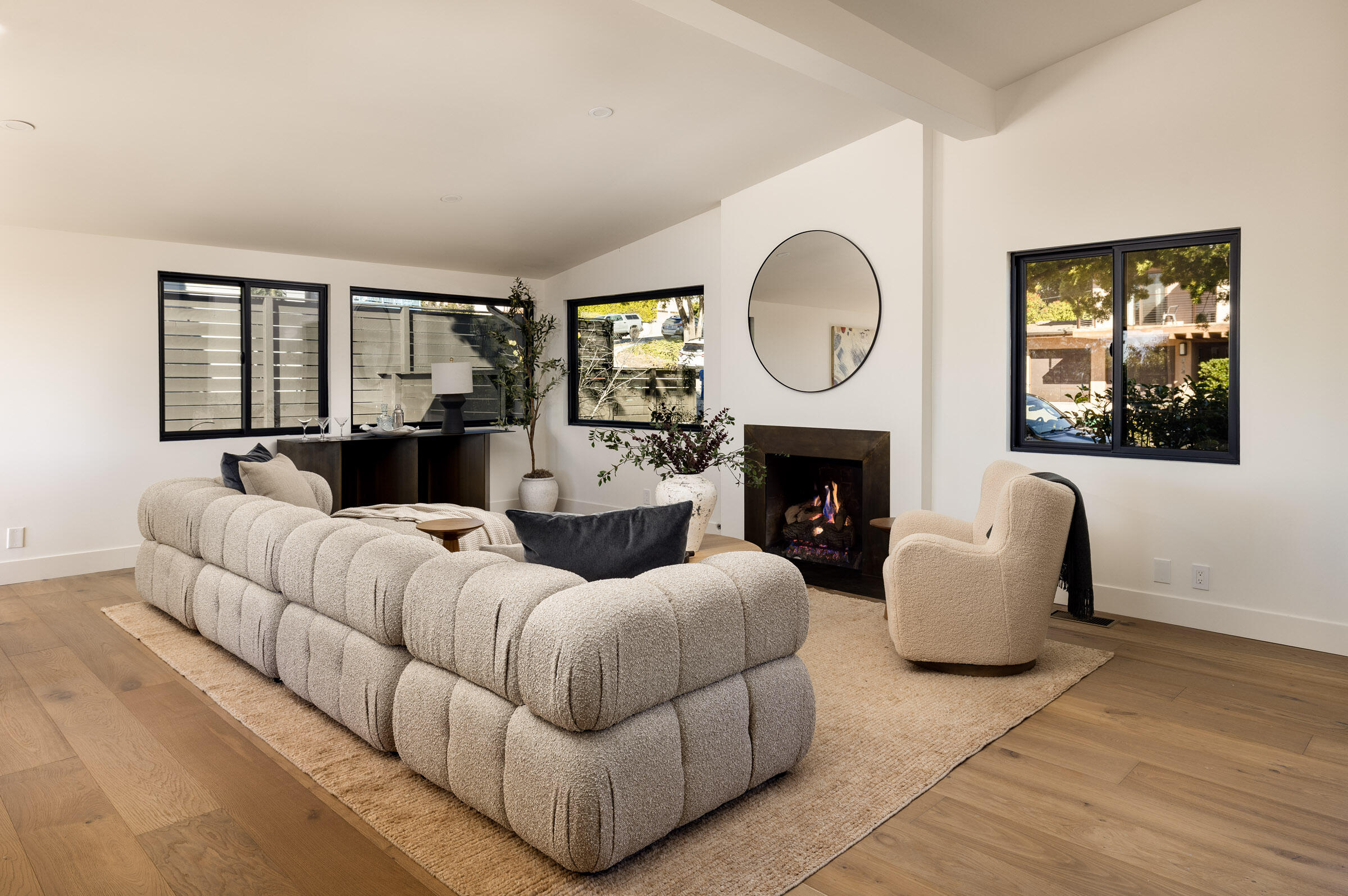 3131 Lucinda Lane