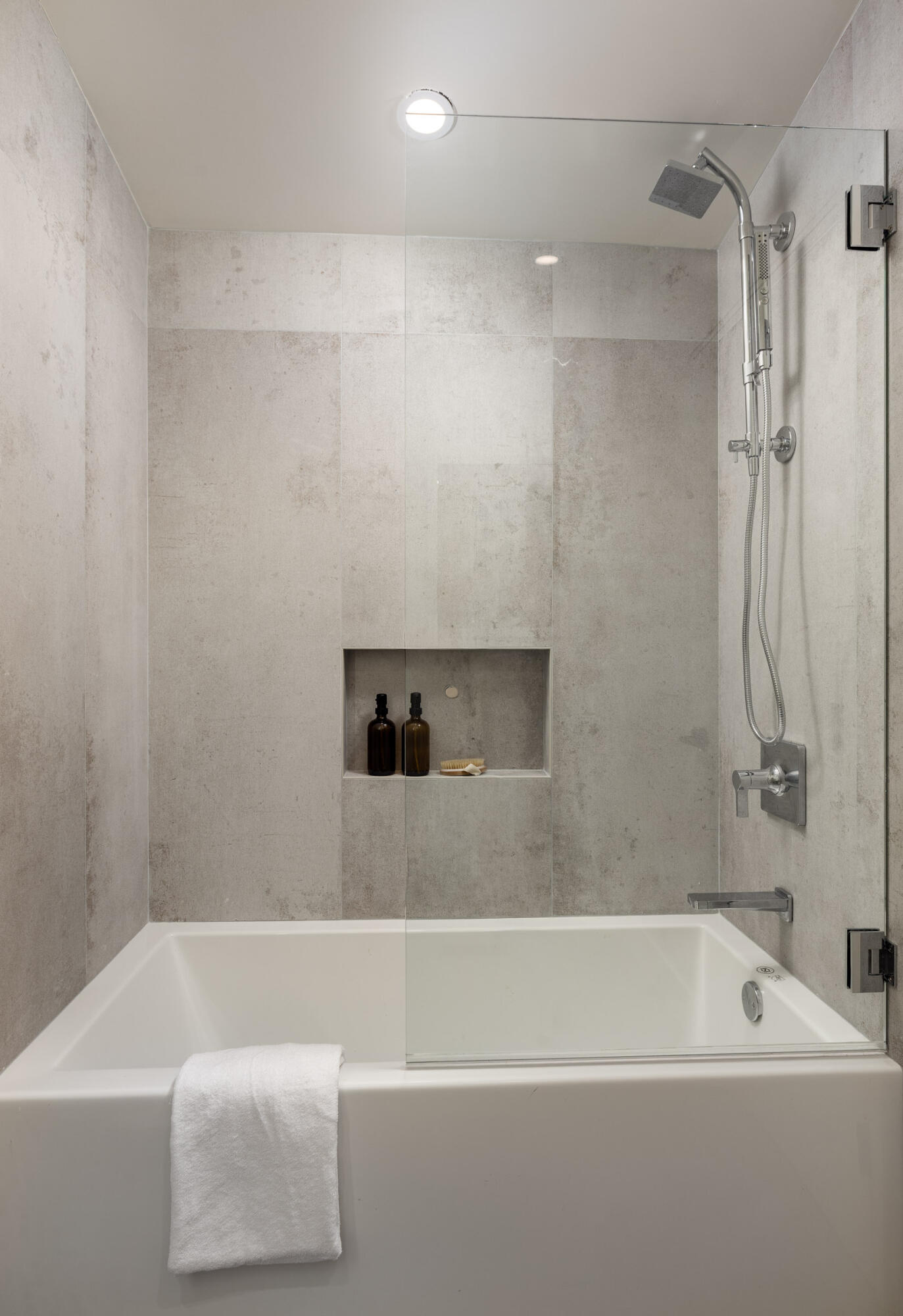 3131 Lucinda Lane