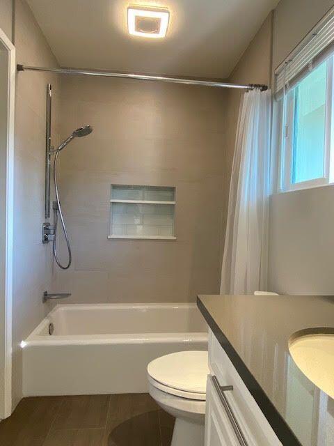 1062 Miramonte Dr. 1