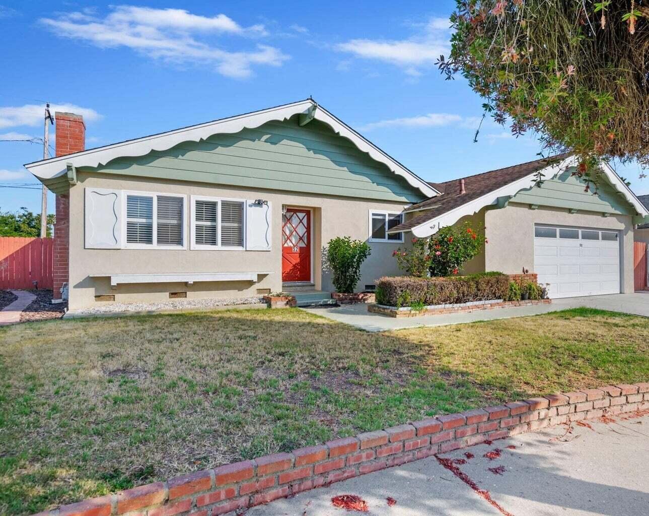 52 Deerhurst Drive