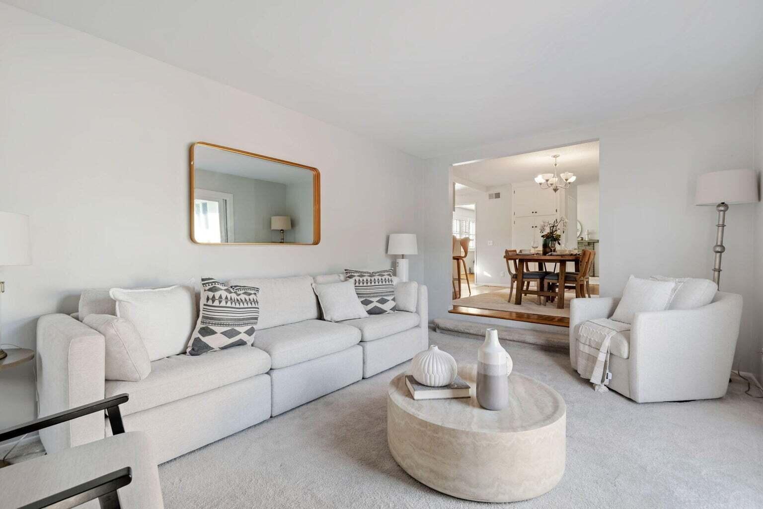 52 Deerhurst Drive