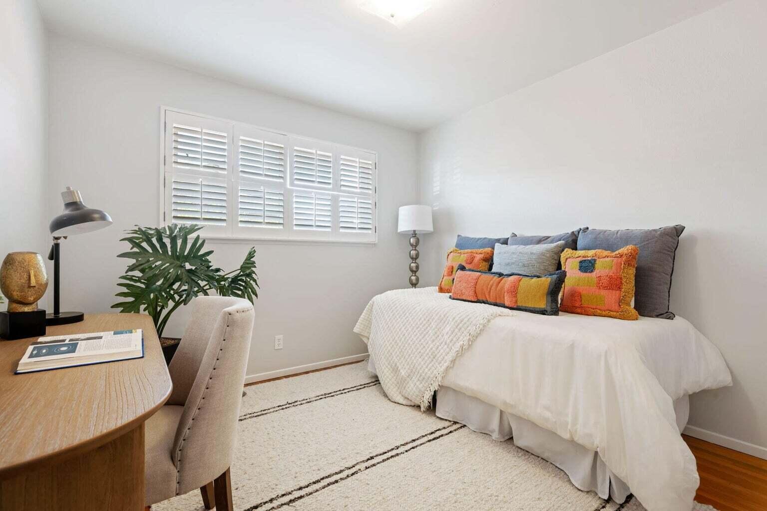 52 Deerhurst Drive