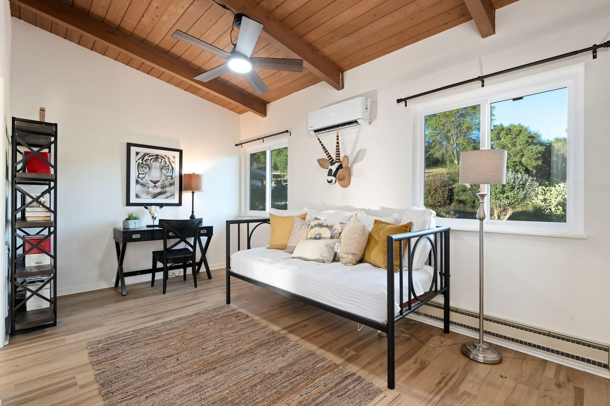 5595 W Camino Cielo