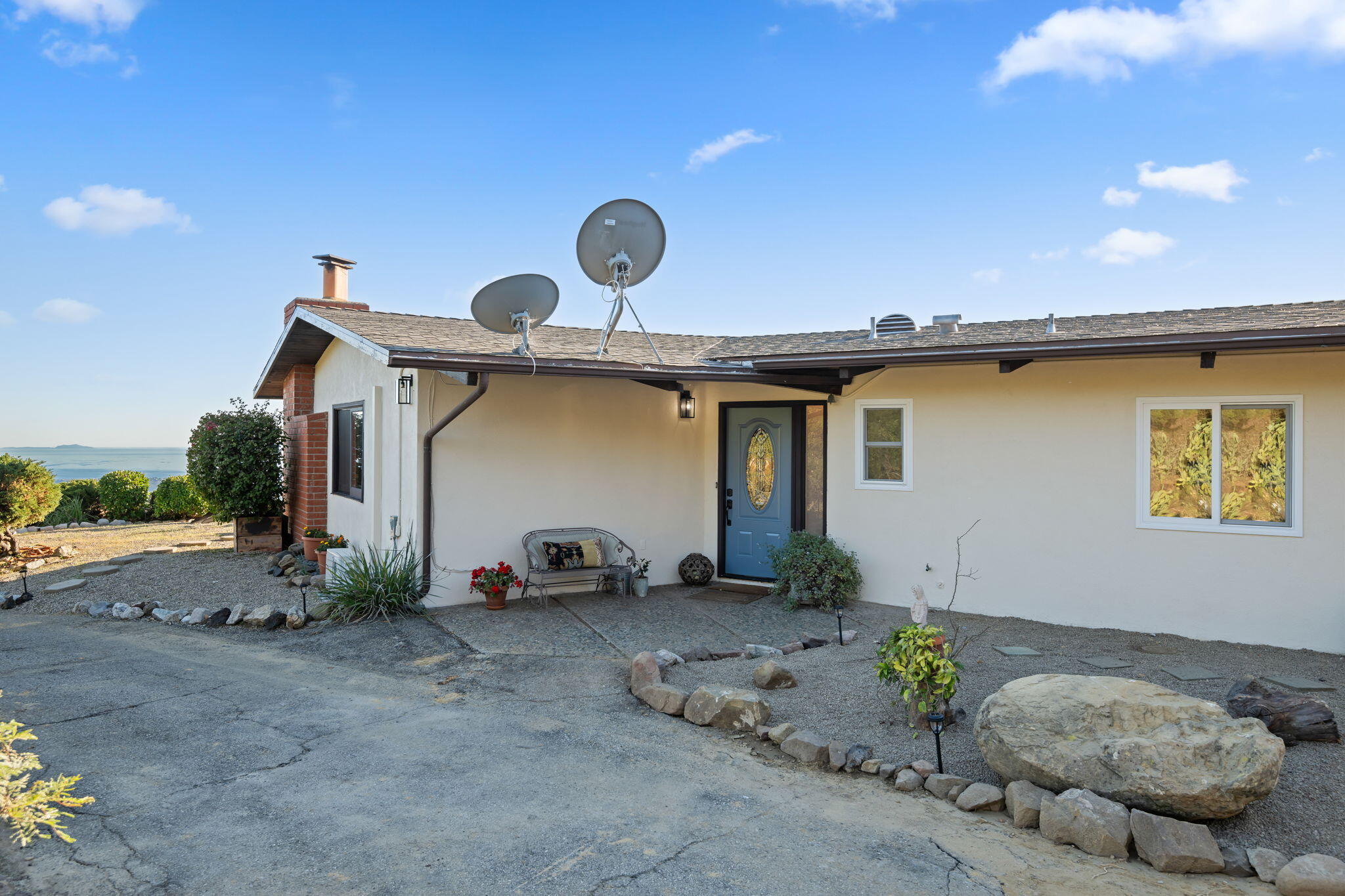 5595 W Camino Cielo
