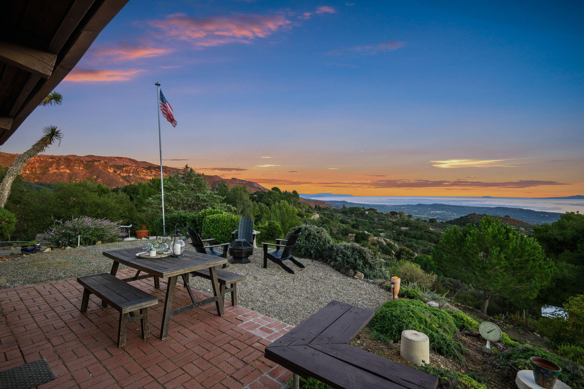5595 W Camino Cielo