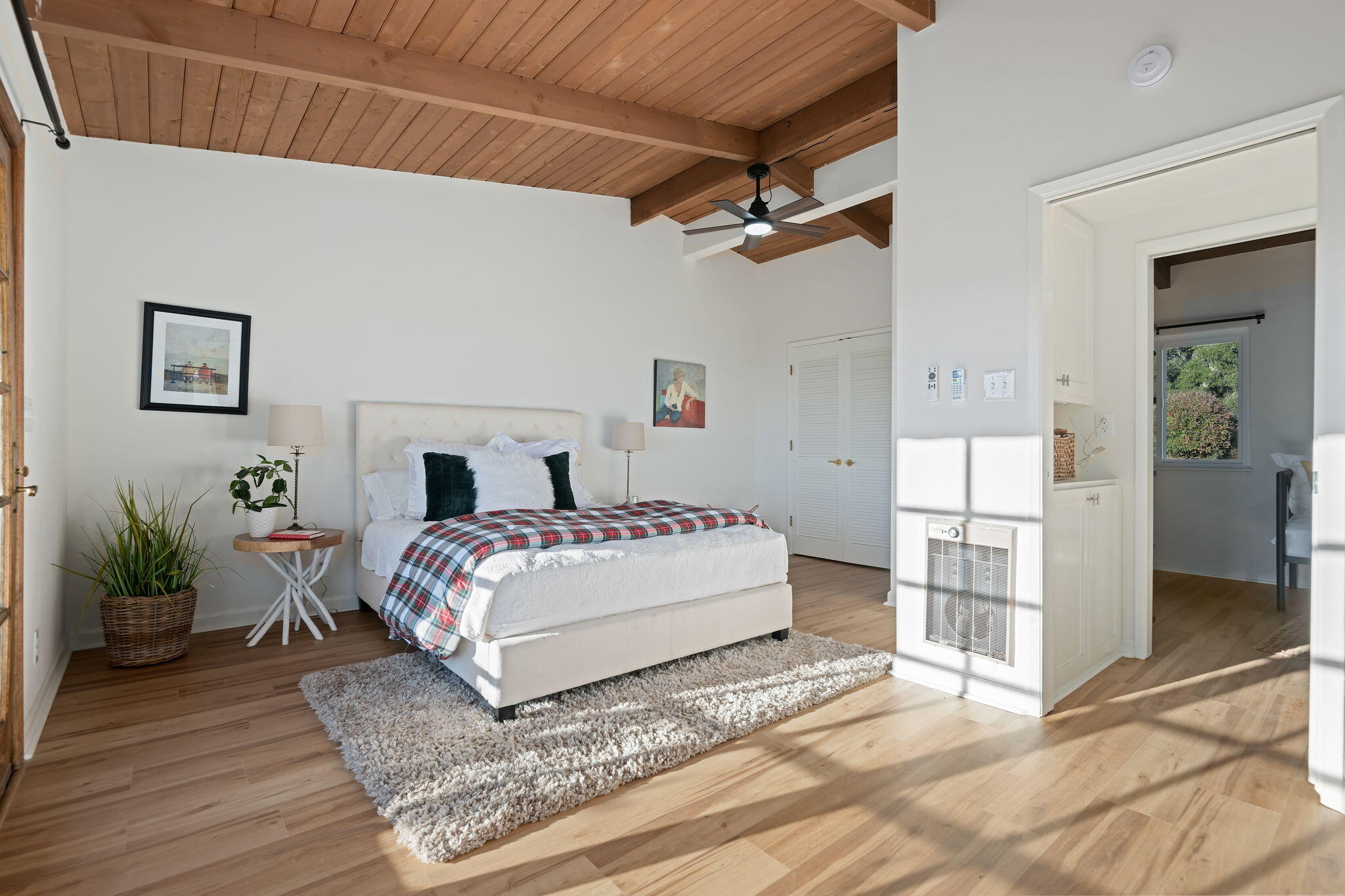 5595 W Camino Cielo
