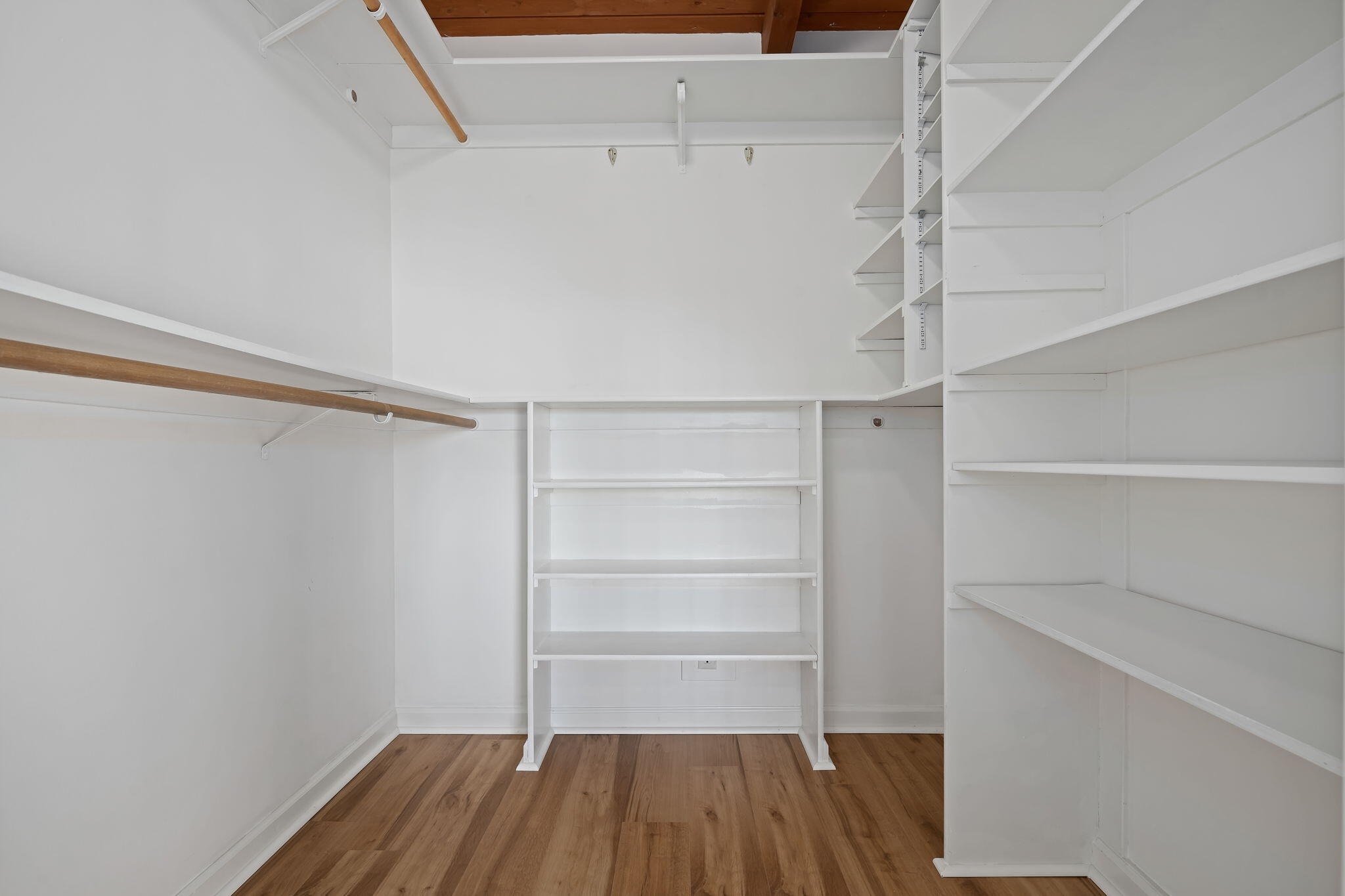 5595 W Camino Cielo