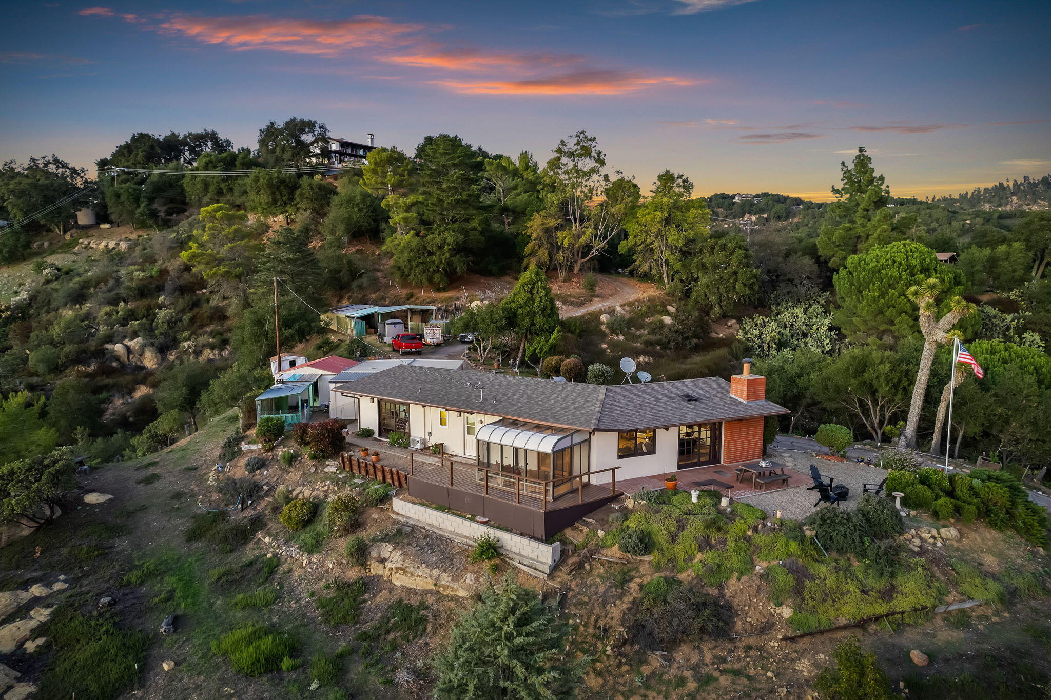 5595 W Camino Cielo