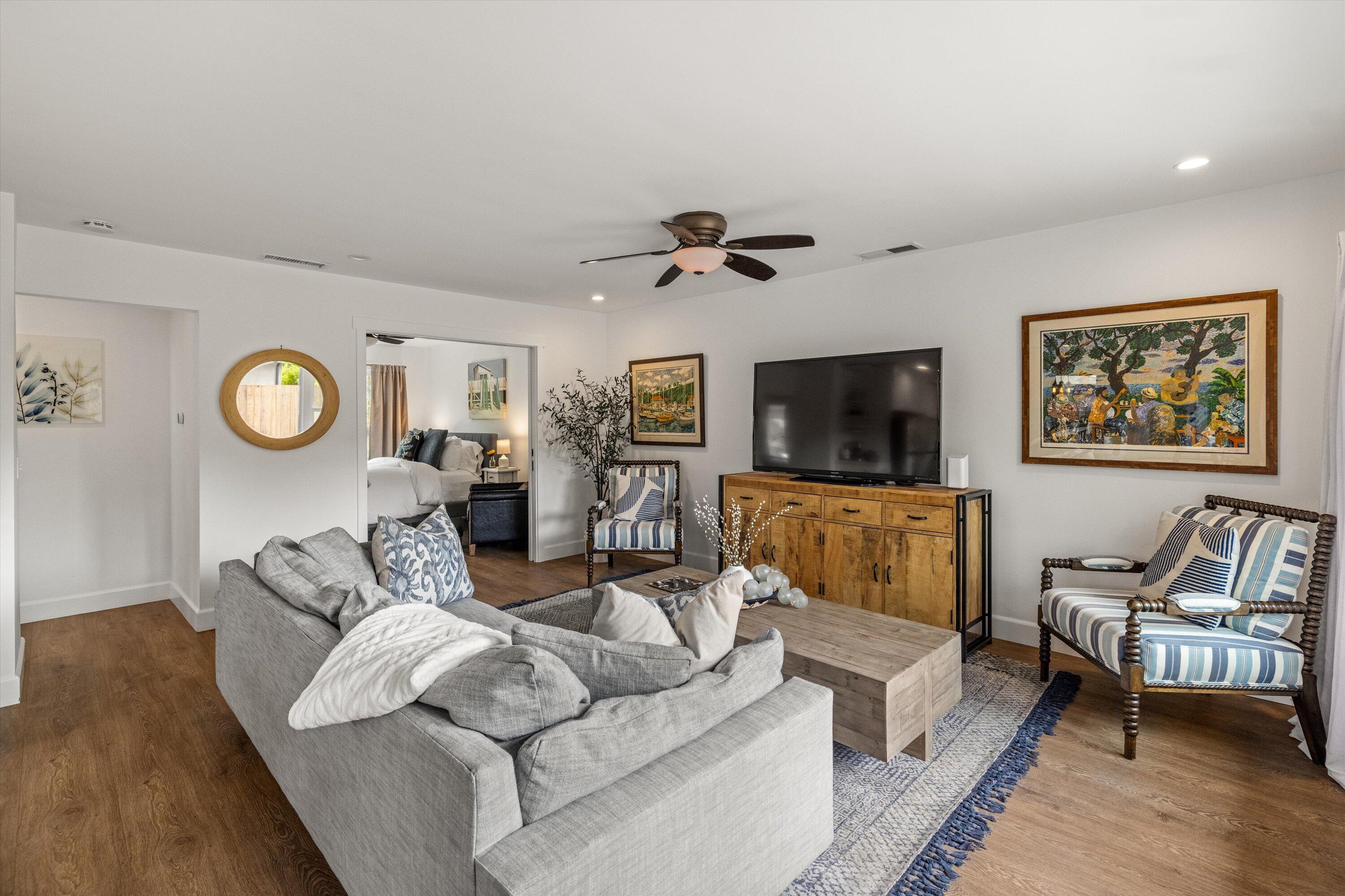 2430 Mesa School Lane