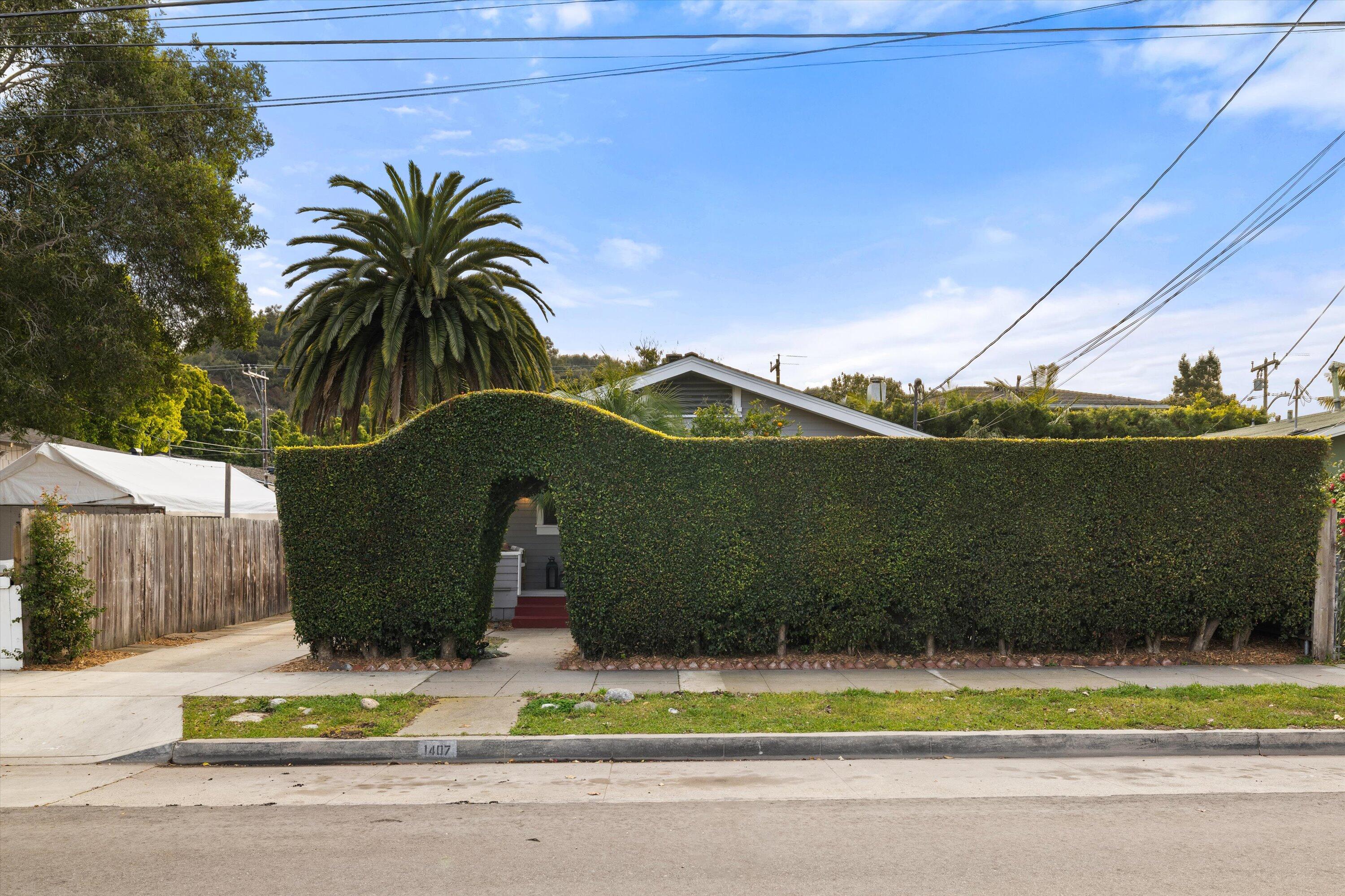 1407 Gillespie Street