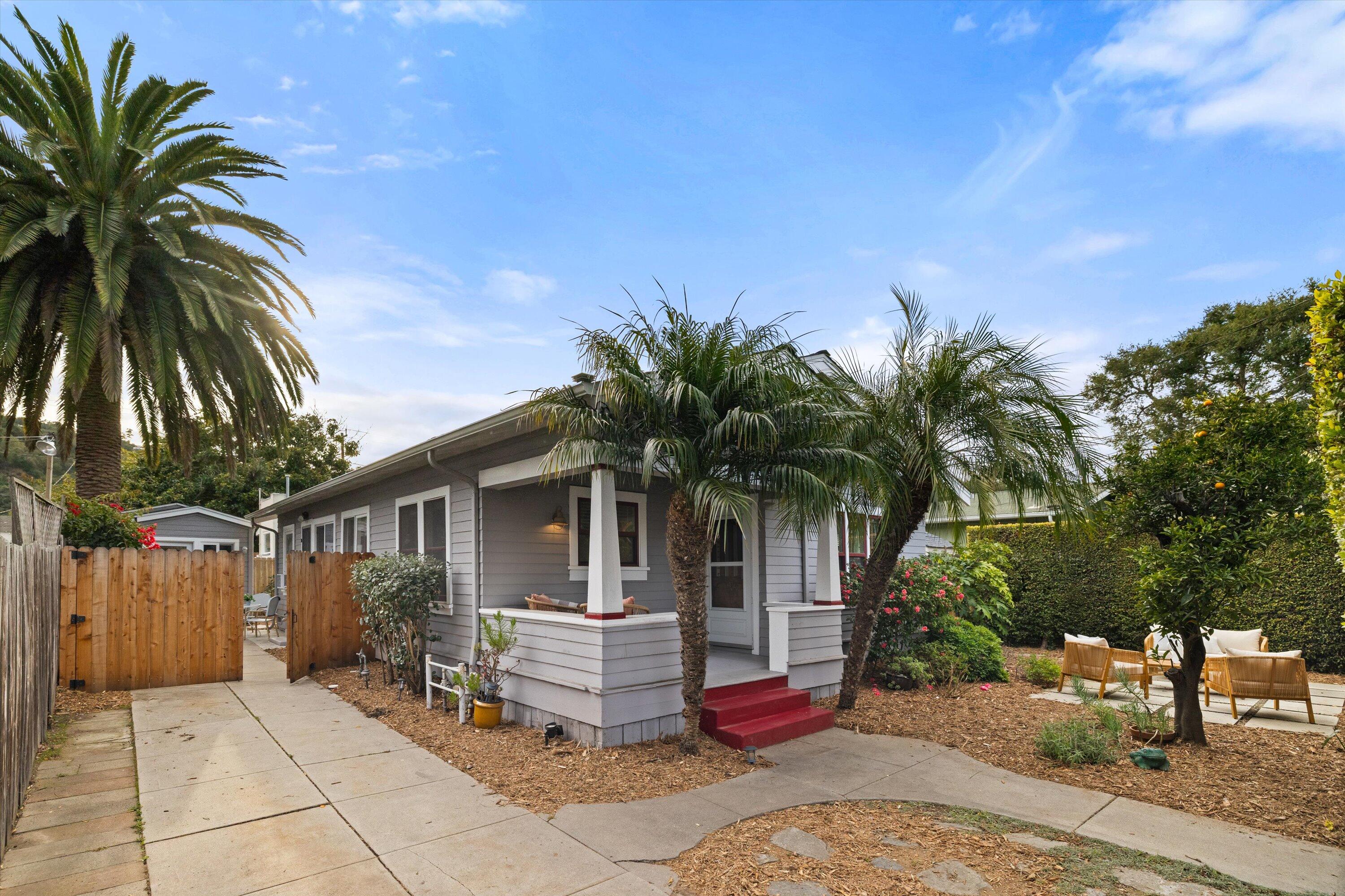 1407 Gillespie Street