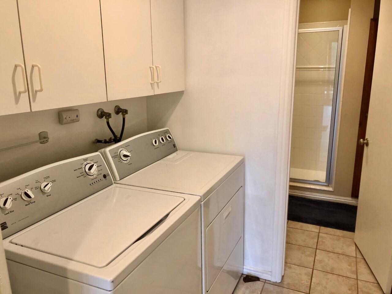 4711 Calle Reina