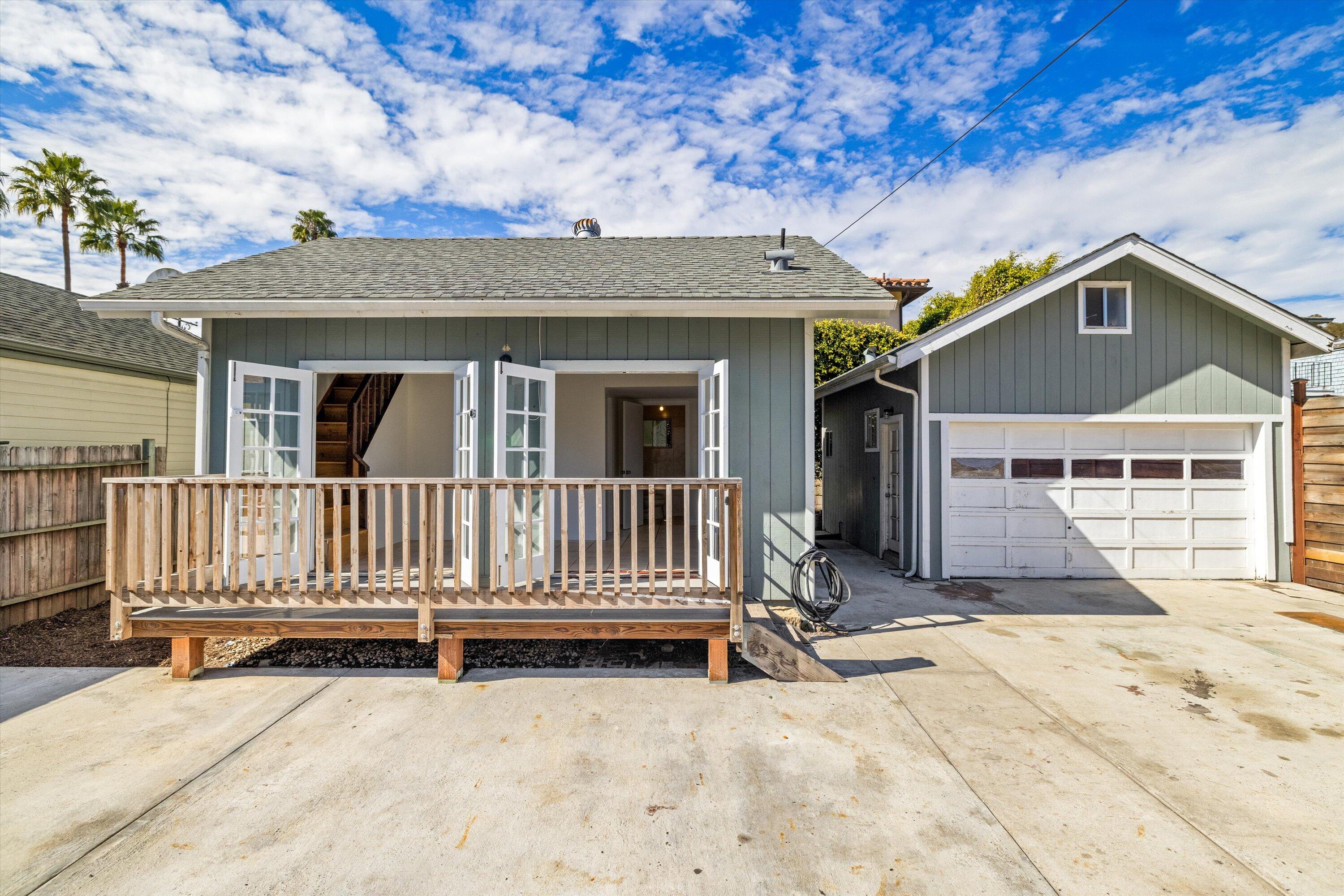 616 W De La Guerra Street
