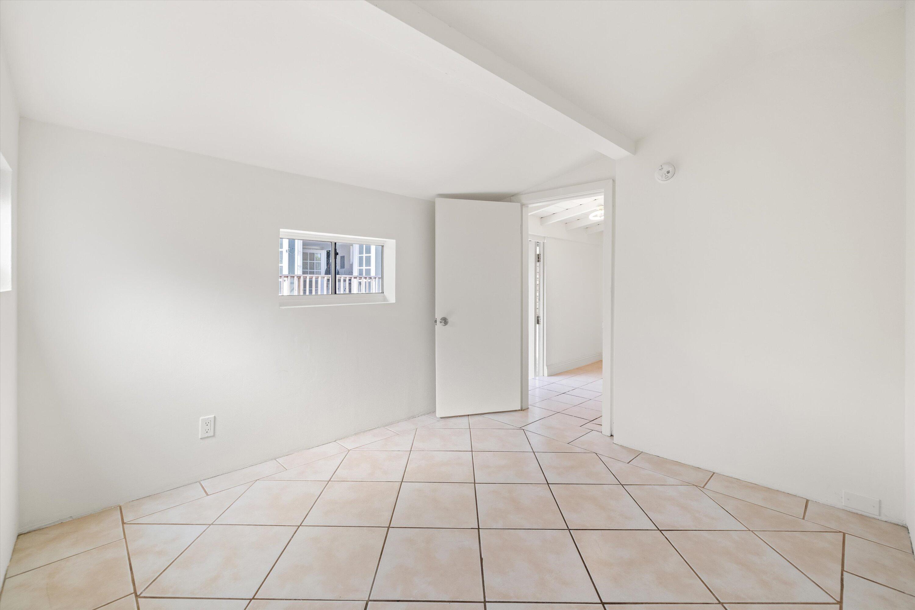 616 W De La Guerra Street
