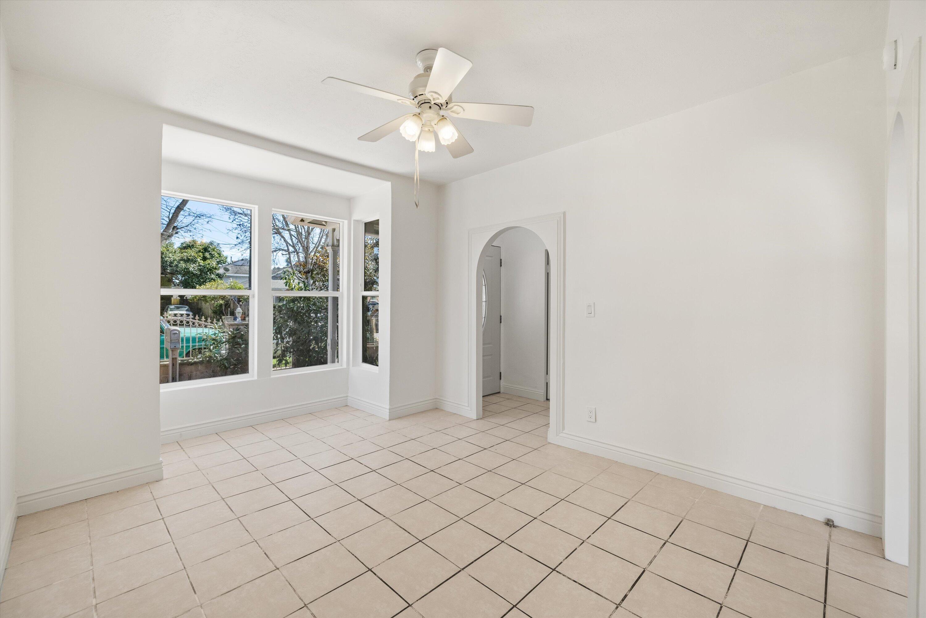 616 W De La Guerra Street