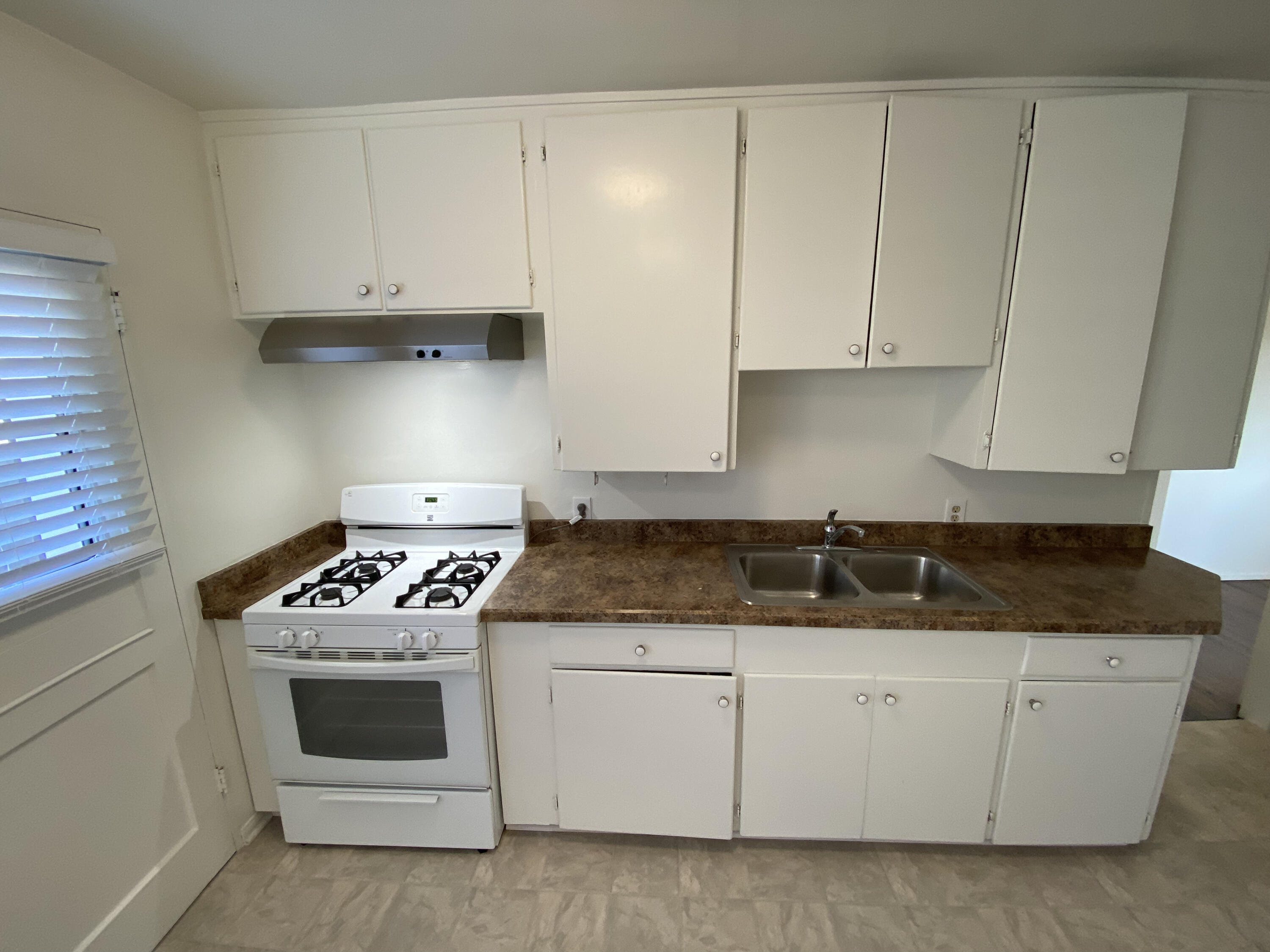 310 Barranca Avenue, B
