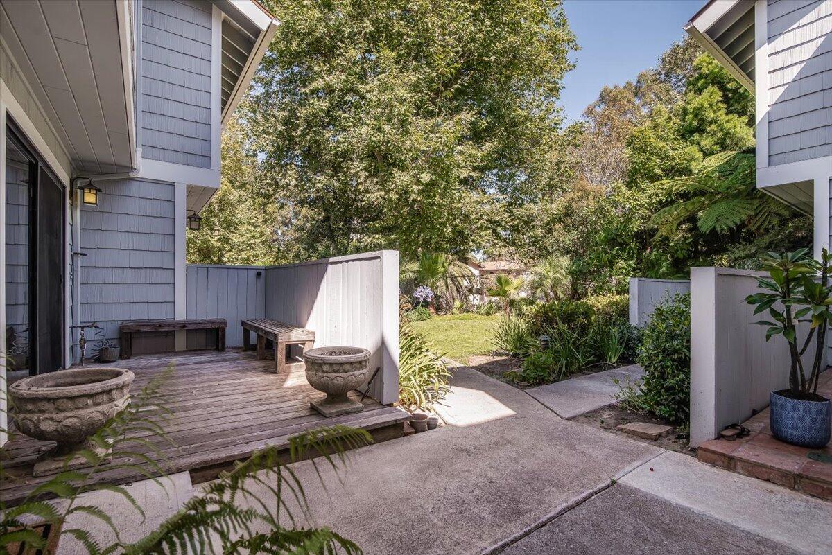 611 W Sola Street, 6