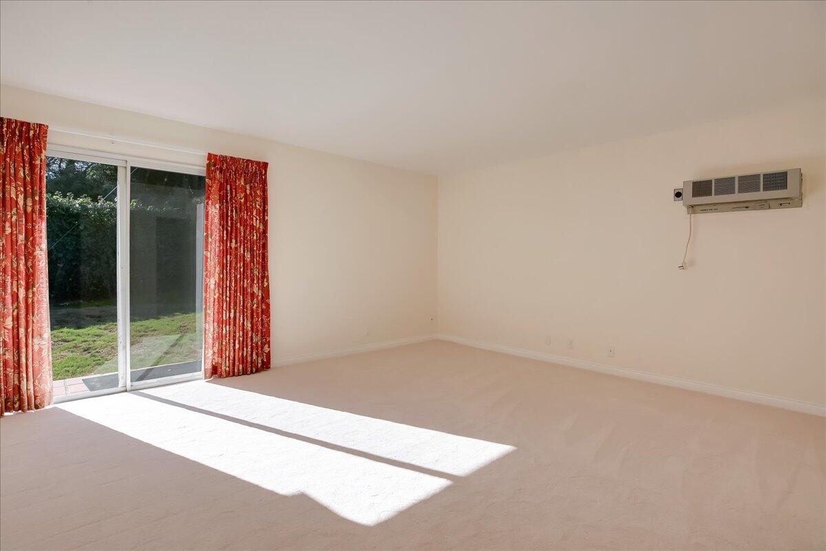 3731 Foothill Road