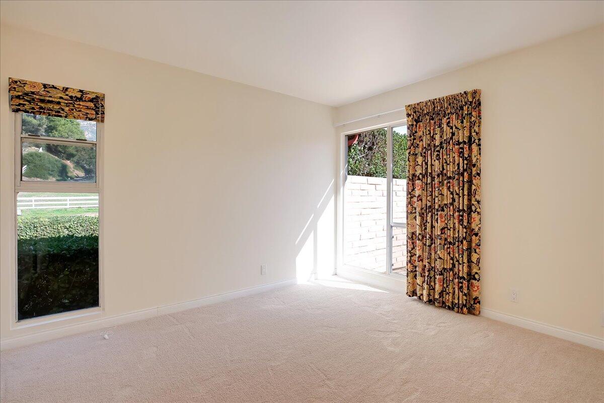 3731 Foothill Road