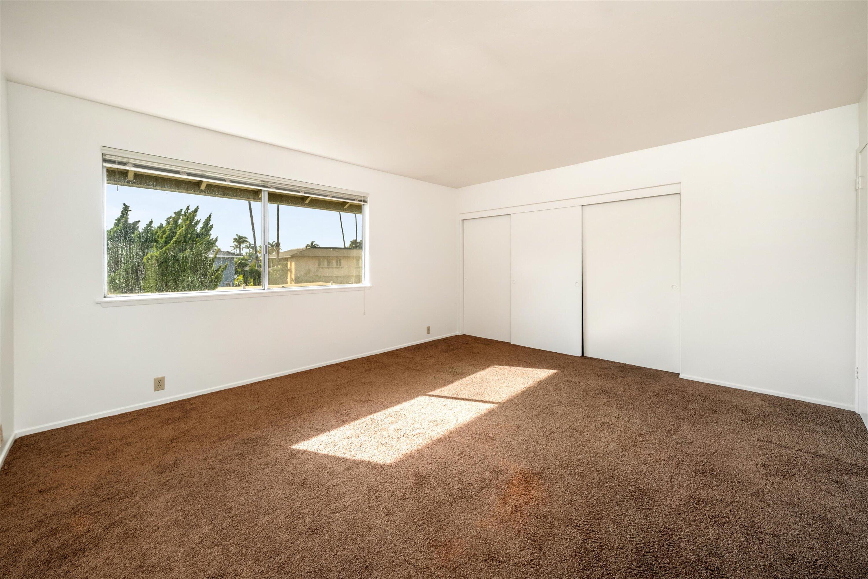 475 Linfield Place