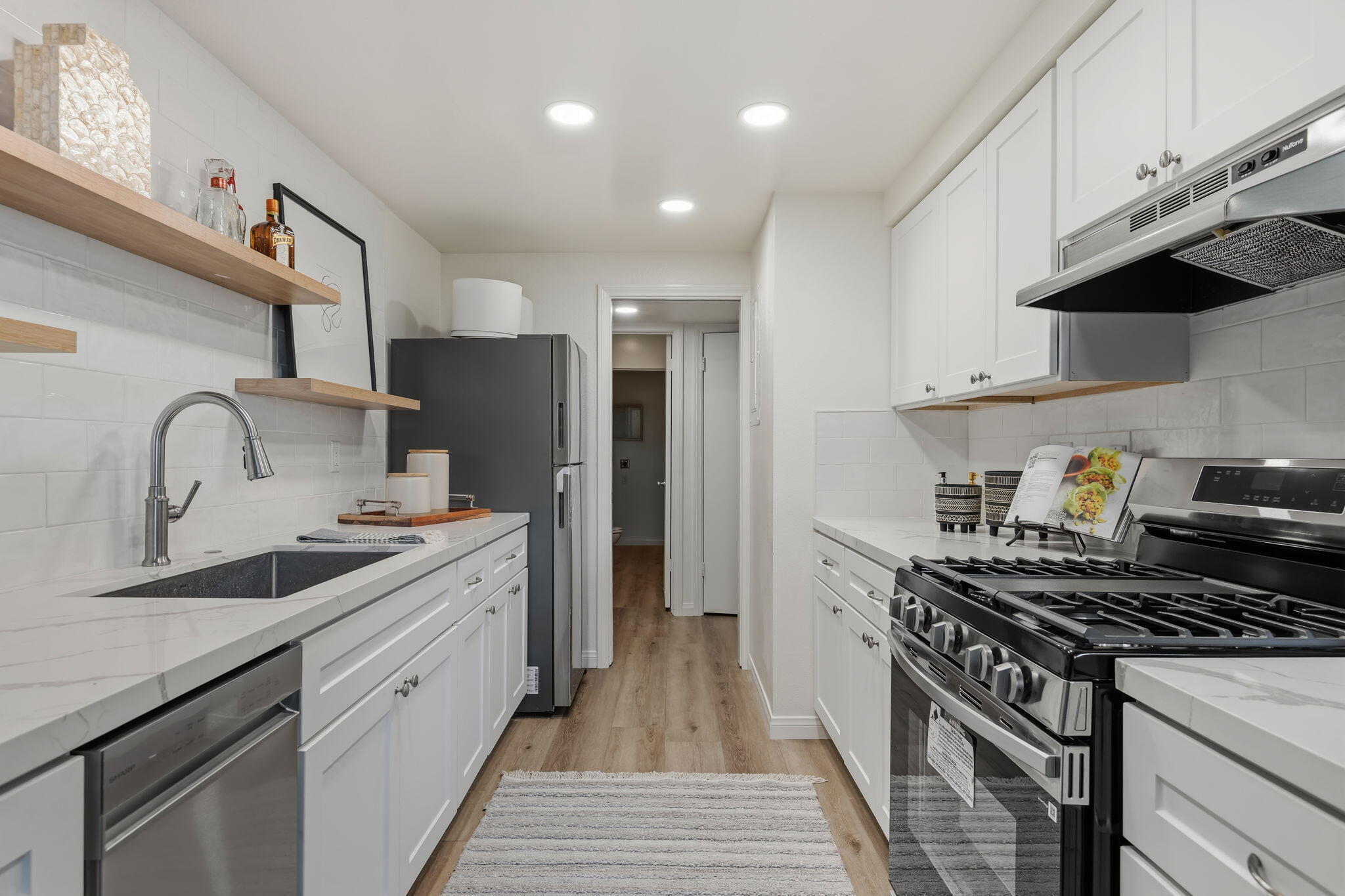 2630 State Street Apt 7