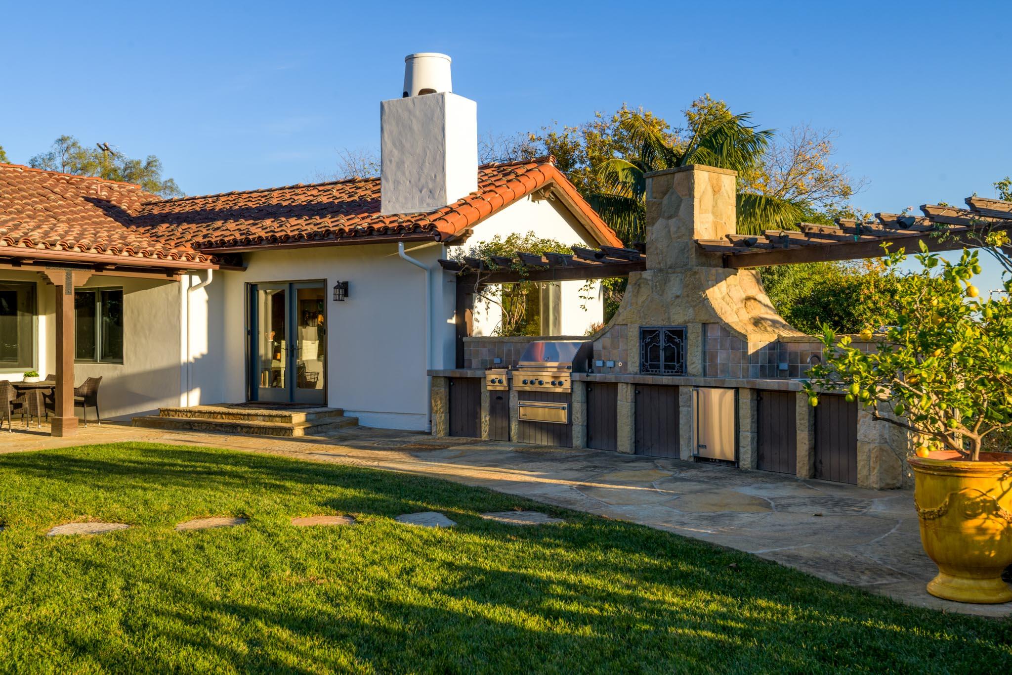 1051 Via Chaparral