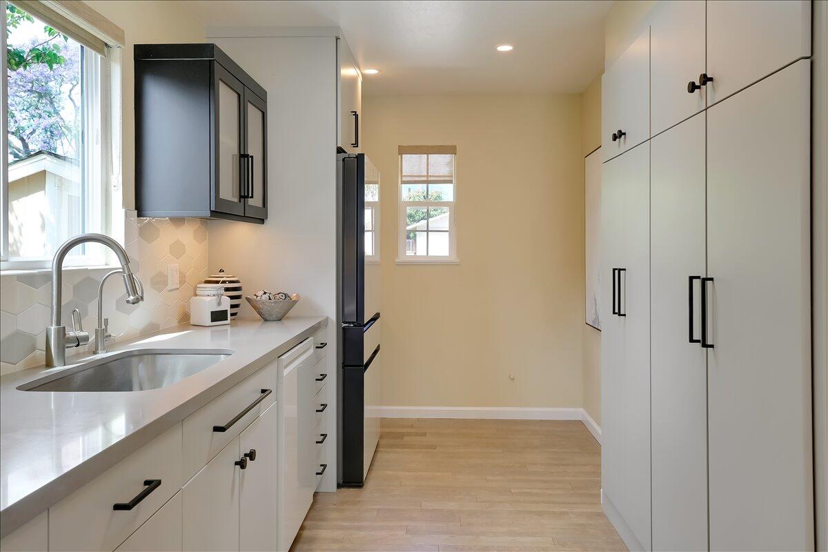 5223 Kirk Drive