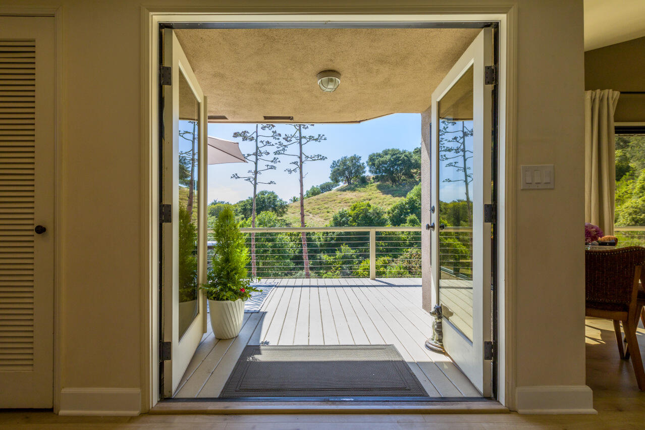 401 Loma Media Road