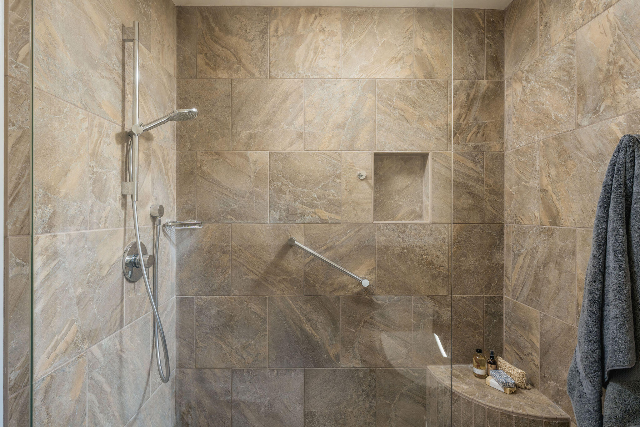 4476 Meadowlark Lane
