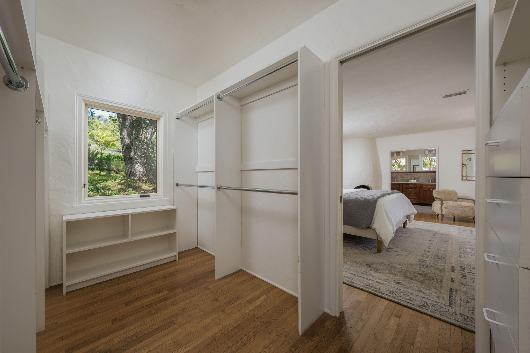 4476 Meadowlark Lane