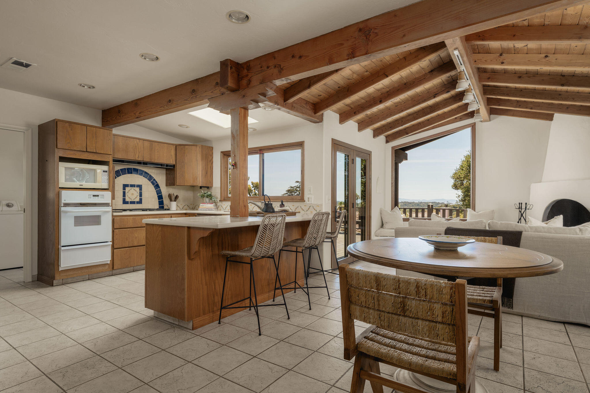 4476 Meadowlark Lane