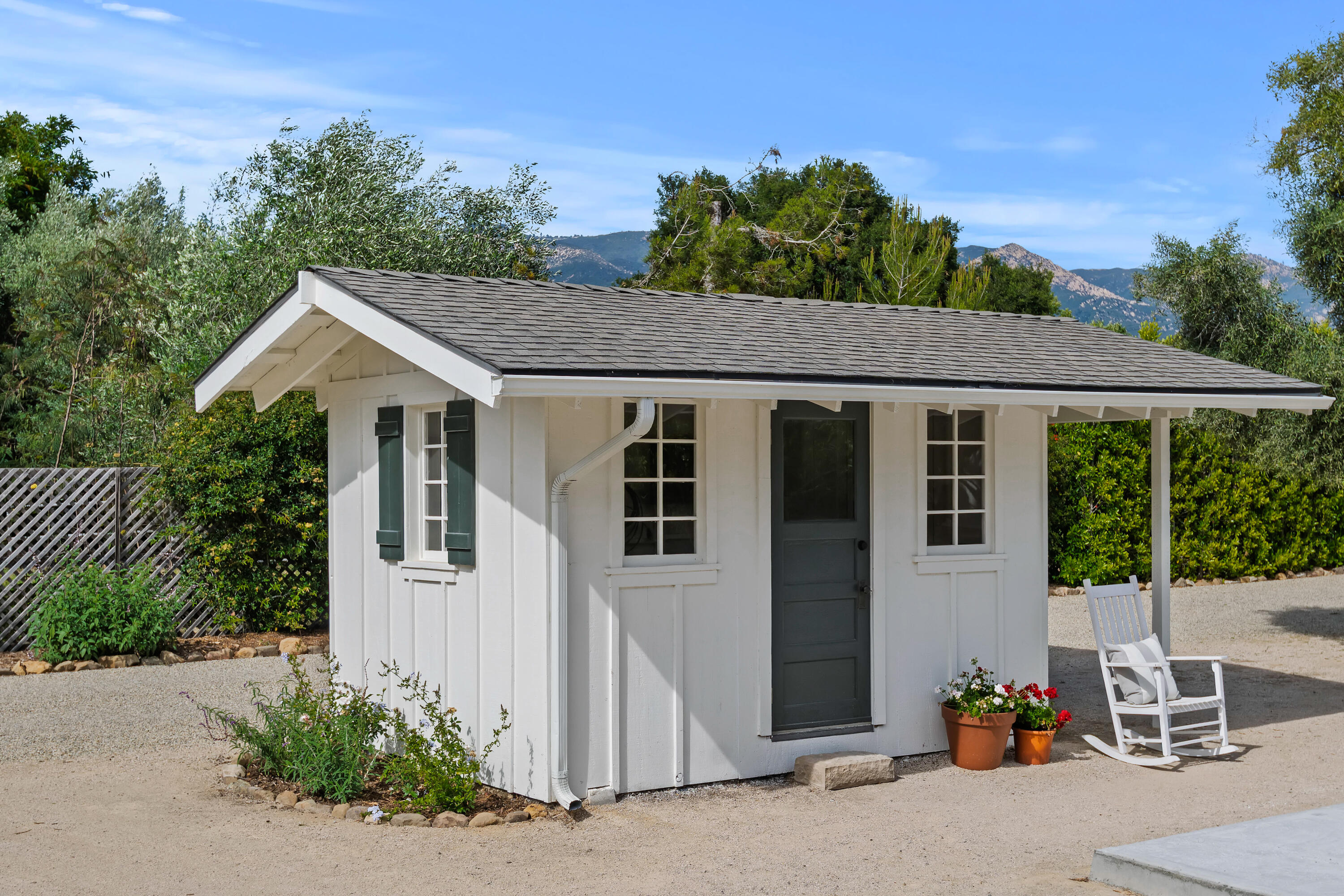360 Arboleda Road