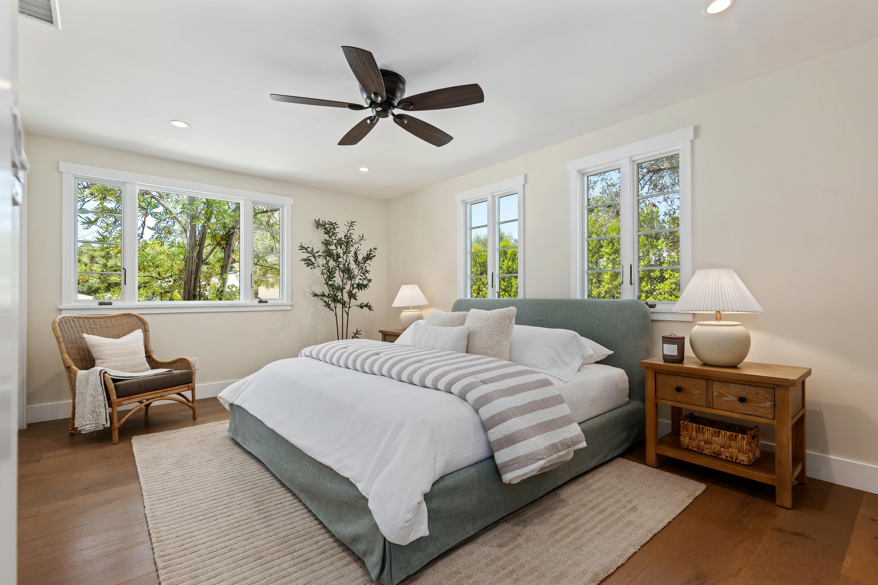 360 Arboleda Road