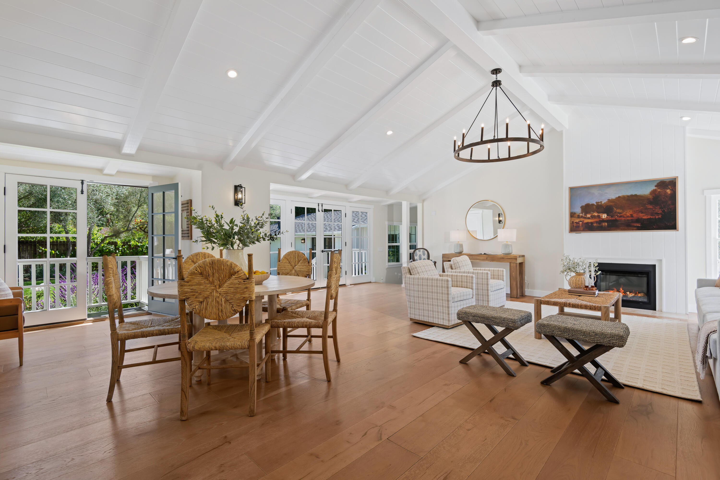360 Arboleda Road