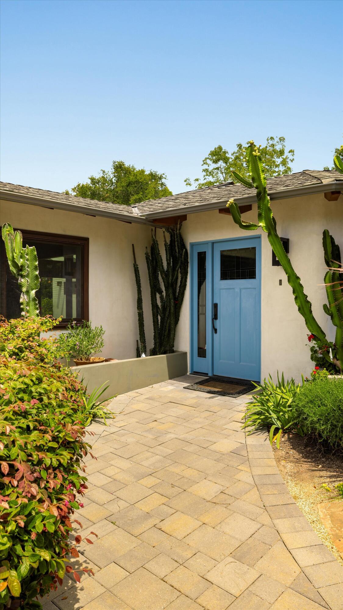 1011 Mission Ridge Road