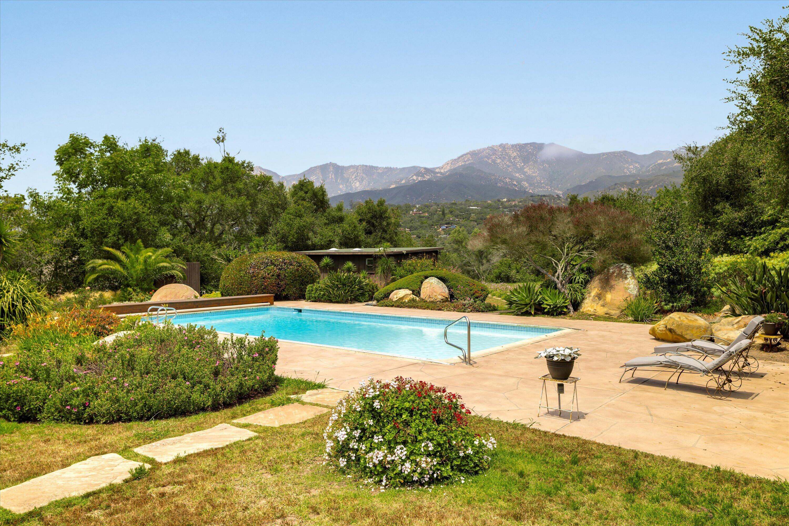 1011 Mission Ridge Road
