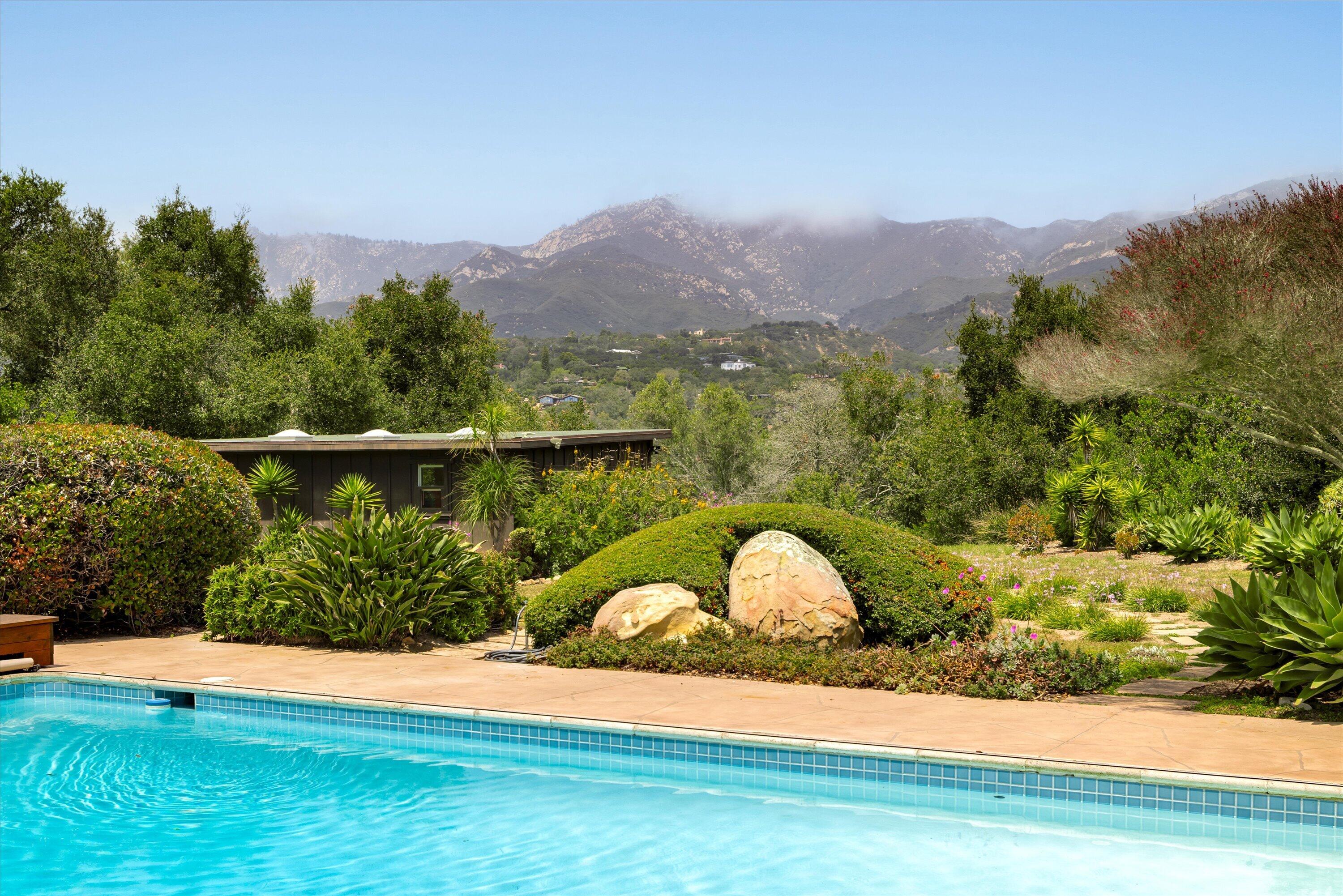 1011 Mission Ridge Road