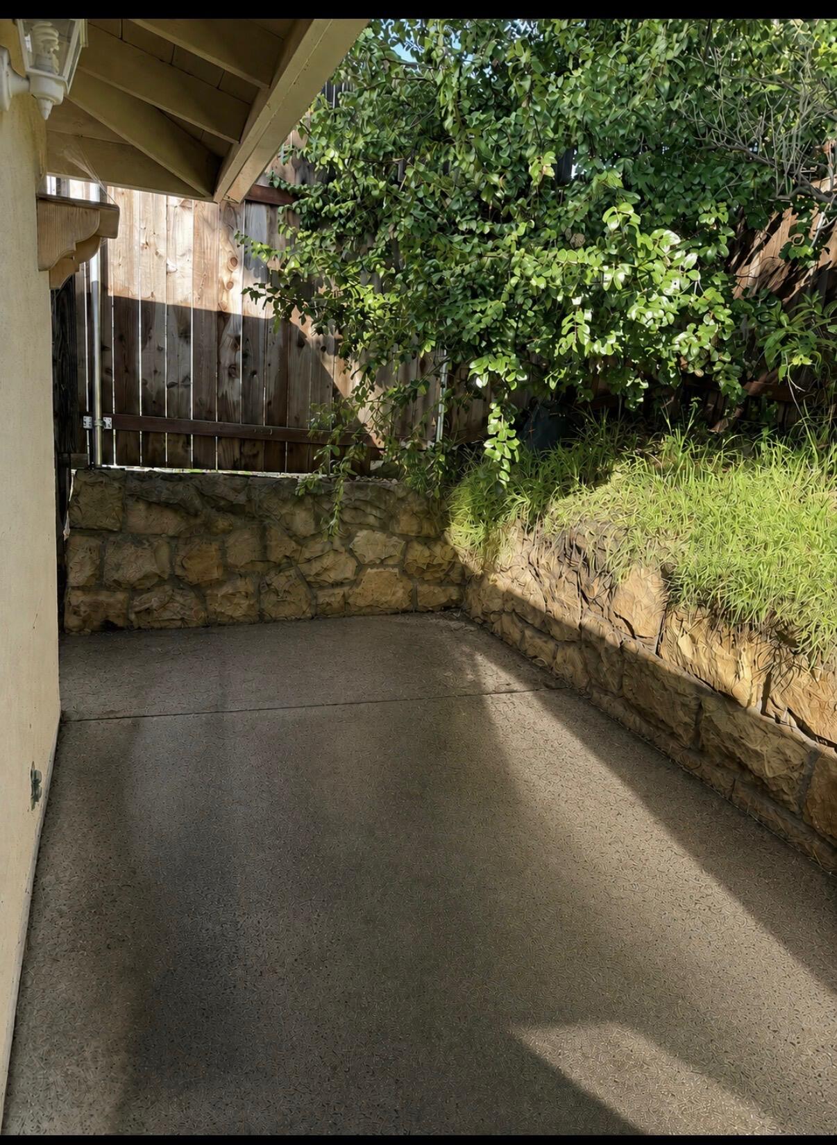 808 N Voluntario Street