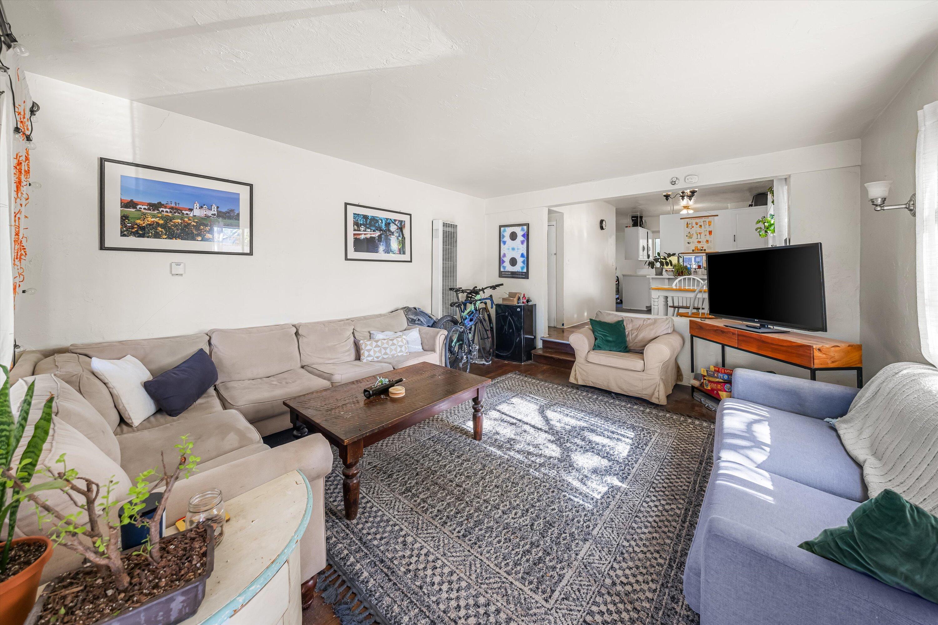 610 W Valerio St & 1702 Sunset Ave