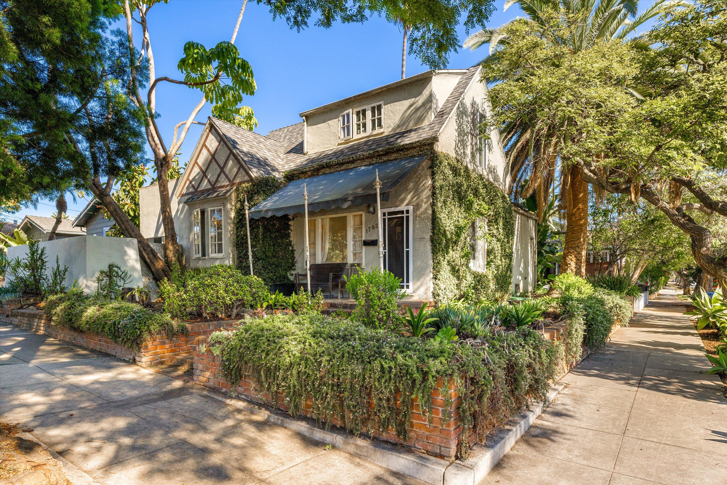 610 W Valerio St & 1702 Sunset Ave