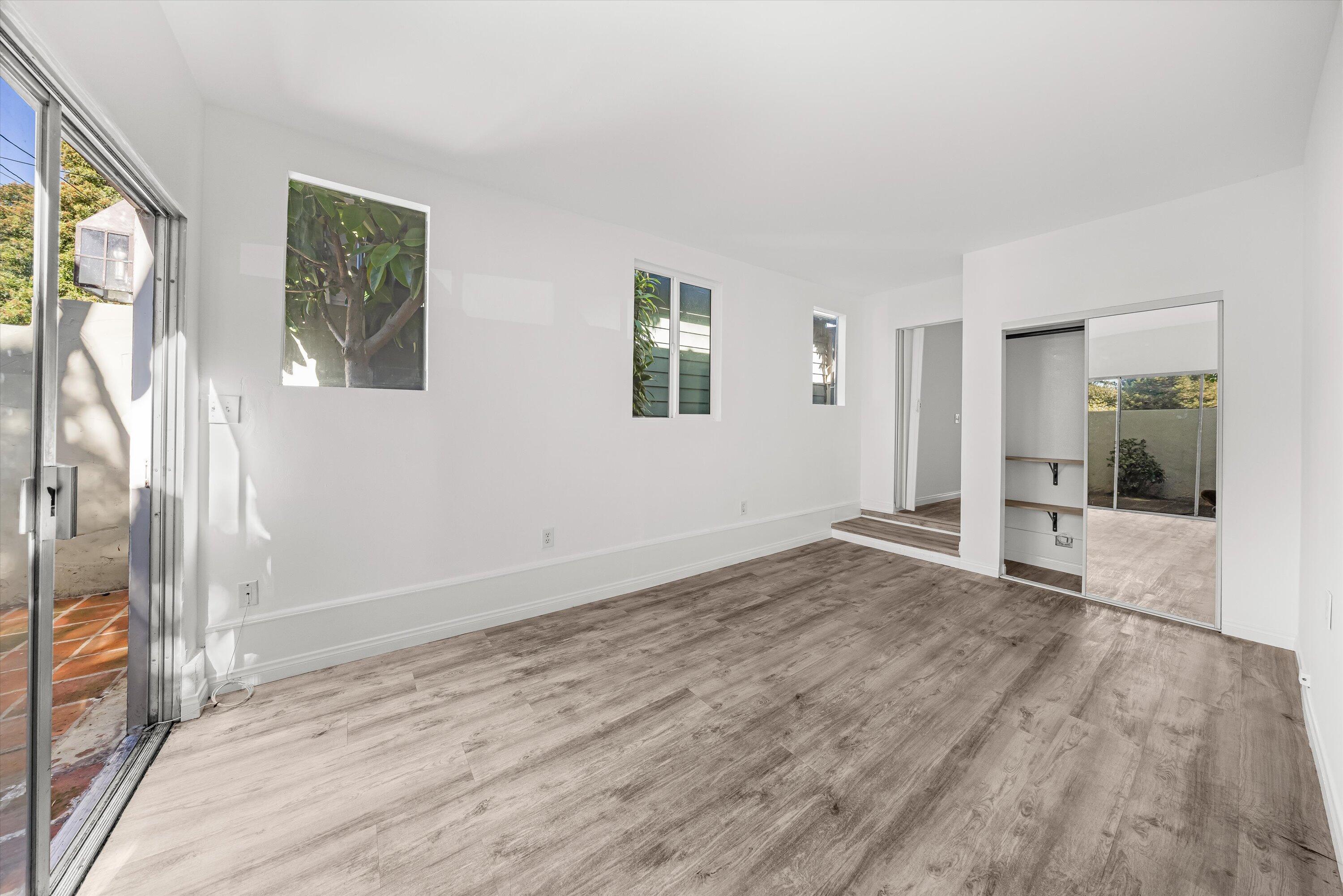 610 W Valerio St & 1702 Sunset Ave